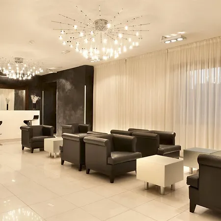 C-hotels The Style Aparthotel 4*